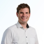 ansprechpartner_SimonLansing_2025